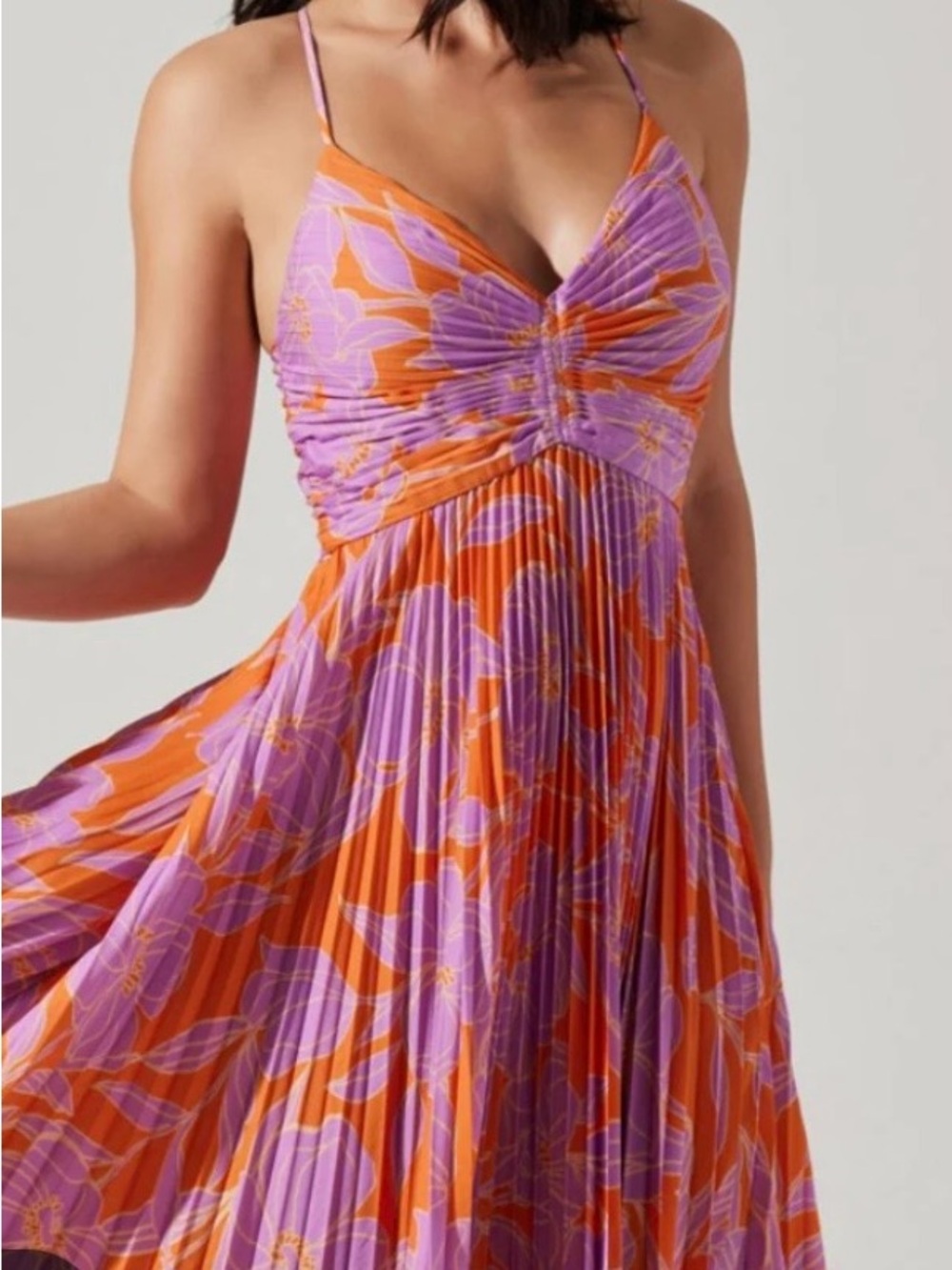 ASTR Blythe Pleated Dress Floral Maxi Dress in Purple and Orange - Picture 8 of 10
